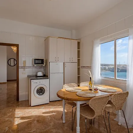 2 Bedroom Unique Ocean View In Tajao Appartement