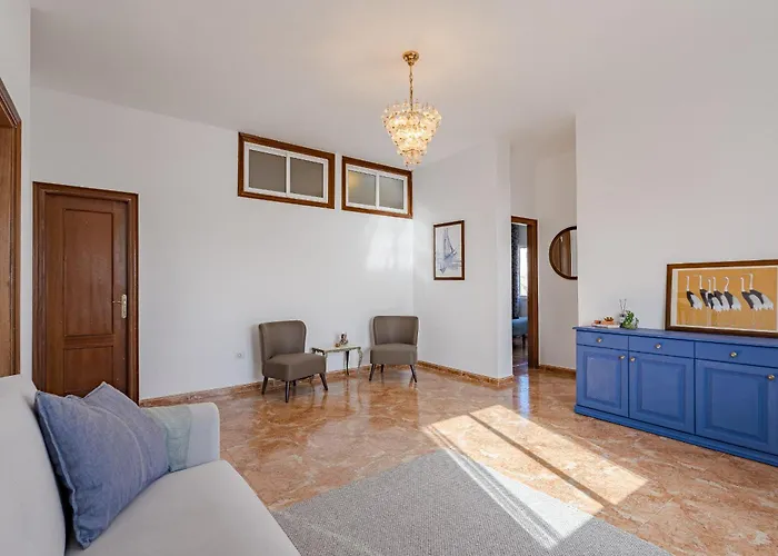 2 Bedroom Unique Ocean View In Tajao Appartement