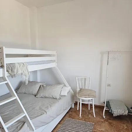 Апартаменты 2 Bedroom Unique Ocean View In Tajao