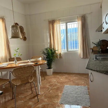 2 Bedroom Unique Ocean View In Tajao Апартаменты *