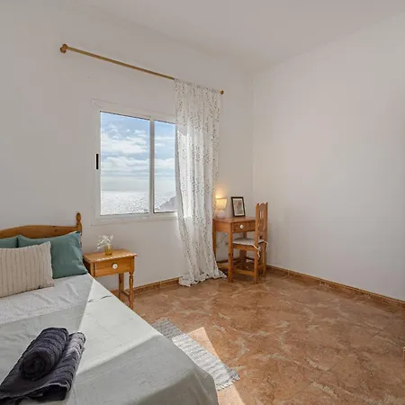 2 Bedroom Unique Ocean View In Tajao Апартаменты *