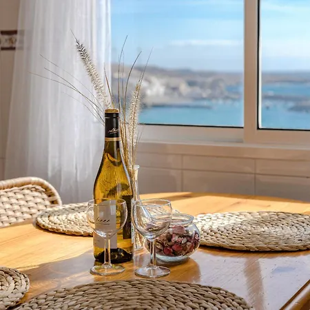 2 Bedroom Unique Ocean View In Tajao Апартаменты Ла-Марета